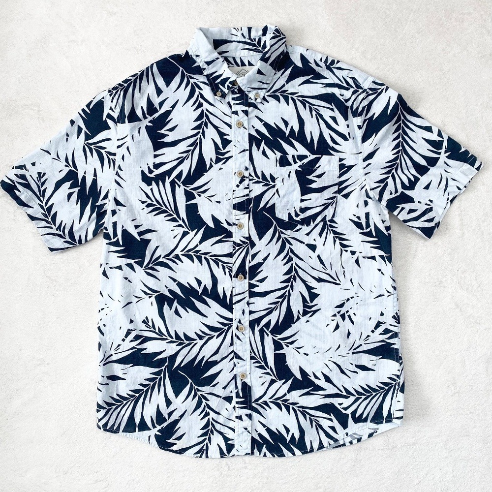 St. John's Bay Tropical Palm Shirt, Mens Large‎ Blue White
